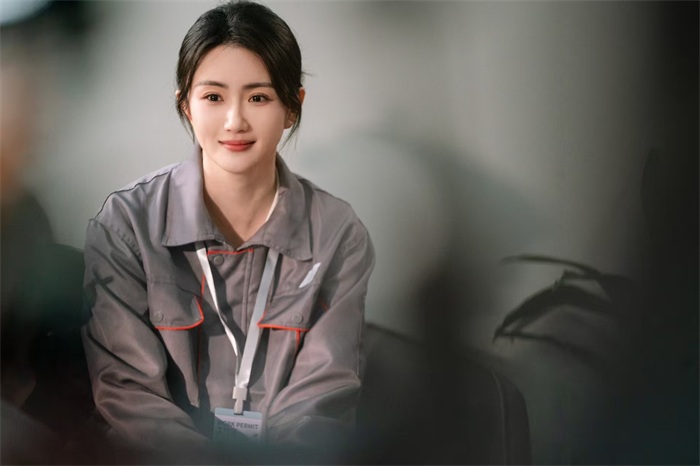 《骄阳似我》开播在即，赵昕饰演暖心靠谱职场前辈